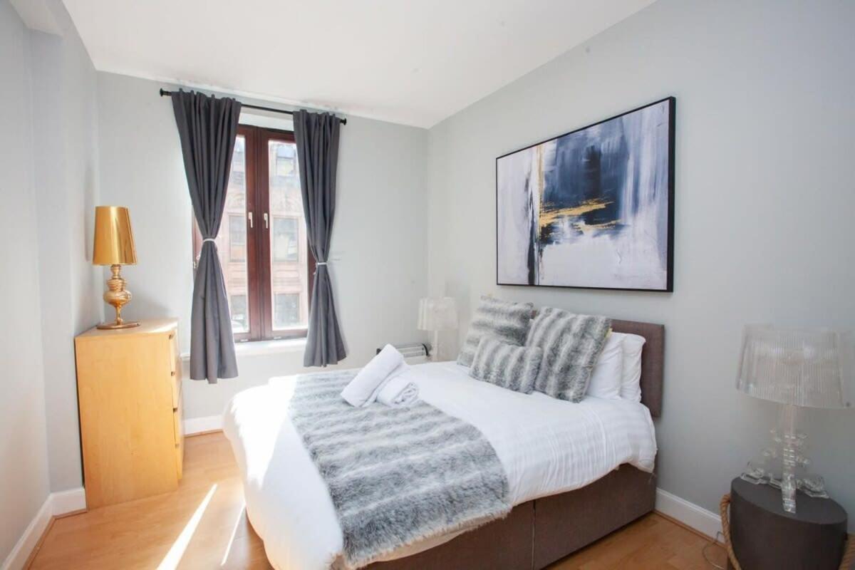 Modern And Refurbished Flat In Merchant City Glasgow Esterno foto