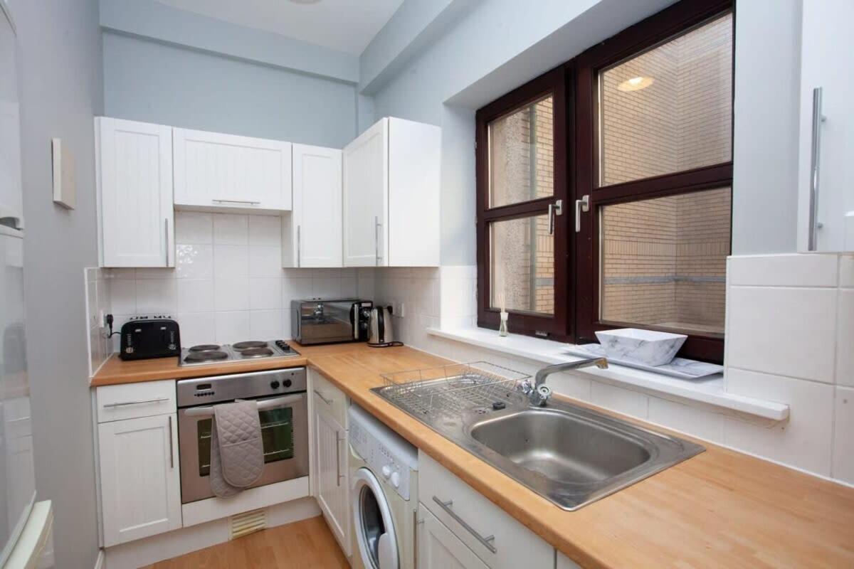 Modern And Refurbished Flat In Merchant City Glasgow Esterno foto