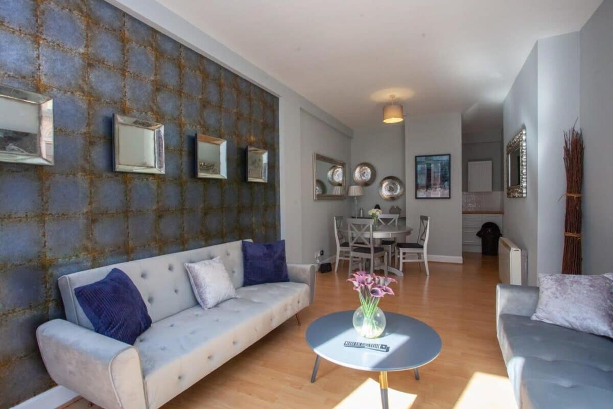 Modern And Refurbished Flat In Merchant City Glasgow Esterno foto